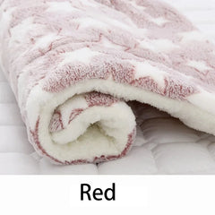 Flannel Pet Sleeping Mat Dog Bed & Cat Litter Blanket - Cozy Cushion for Small & Large Dogs